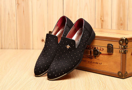 Slip On Men' s chaussures décontractées bleu / noir personnalisé avec rivets métalliques