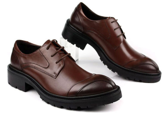 N'importe quel logo Chaussures en cuir pour hommes avec points Britannique Styles Chaussures en cuir brun