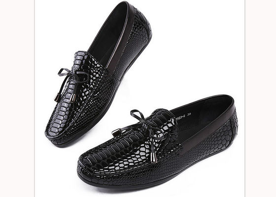 Chaussures en cuir pour hommes anti-dérapants Moccasins à la corde à manches chaussures plates