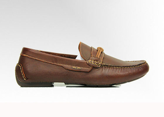 Coiffures en cuir pour hommes en cuir brun sur mesure Coiffures en cuir plat faites à la main