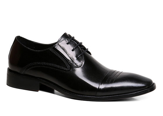 Des chaussures à orteils ronds pour hommes, des chaussures de mode pour hommes.
