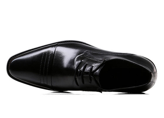 Des chaussures à orteils ronds pour hommes, des chaussures de mode pour hommes.