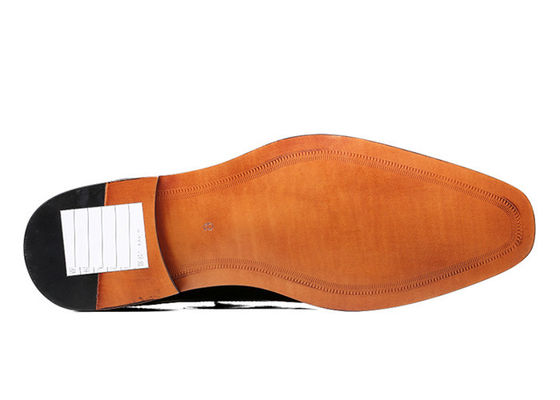 Des chaussures à orteils ronds pour hommes, des chaussures de mode pour hommes.