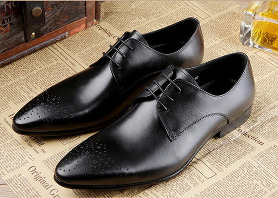 Vêtements de mariée pour hommes en cuir authentique Chaussures officielles de travail avec couture noire
