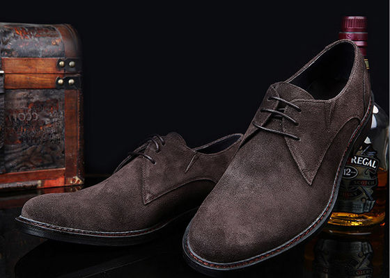 Chaussures de style britannique gris / noir Oxford, cuir pour homme et chaussures de chemise en daim