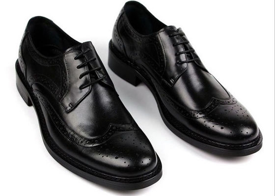 Chaussures d'homme en cuir authentique en peau brune foncée Chaussures d'automne printanières