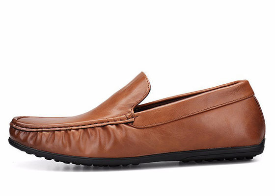 Slip On Mens Souliers Moccasin Souliers en vrai en cuir Gommino Souliers de conduite