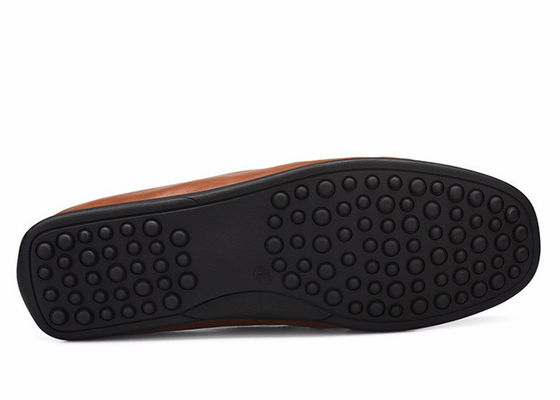 Slip On Mens Souliers Moccasin Souliers en vrai en cuir Gommino Souliers de conduite