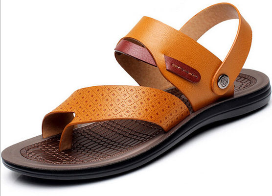 Des sandales douces, des sandales de plage pour homme, des sandales de plage pour l' été.
