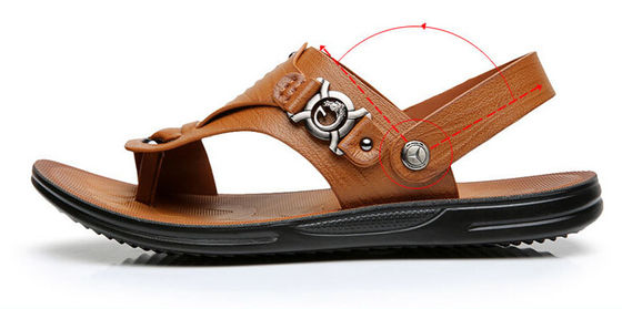 Sandals en cuir pour hommes et hommes de couleur brune avec courroie