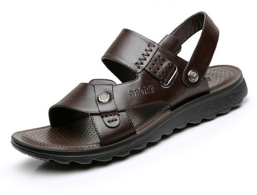 Sandales en cuir pour homme d' été. Sandales en cuir pour homme.