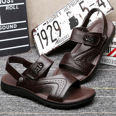 Sandales en cuir faits à la main pour hommes Sandales de plage noires avec dessus en cuir