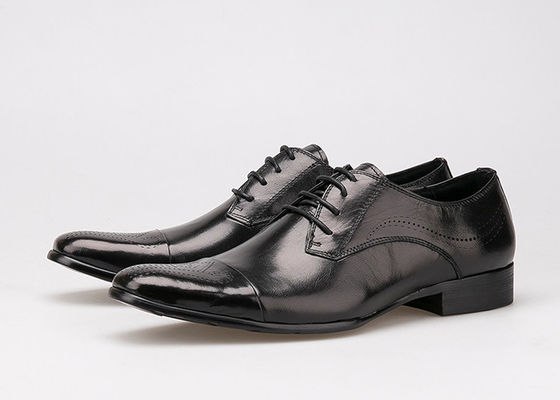Chaussures d'affaires de style britannique en cuir authentique chaussures Brogue