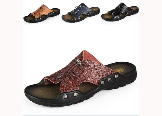 Chaussures de plage, chaussures en cuir.