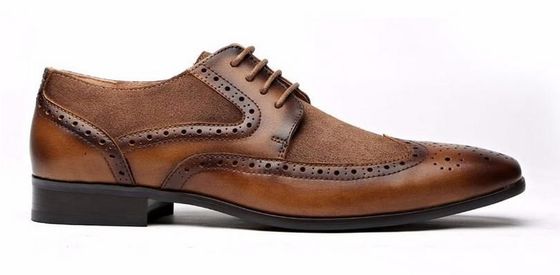 Chaussures à talons pointus en cuir de vache de haute qualité