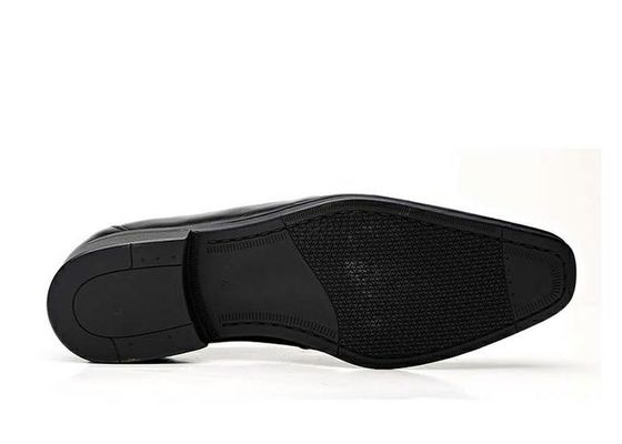 Chaussures à talons noirs Durabilité masculine Chaussures de sport pour les événements formels