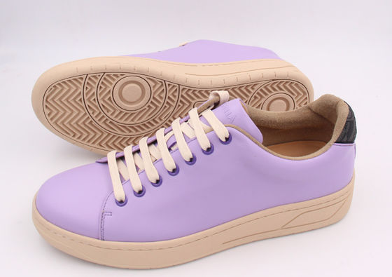 Wisteria haut bas en cuir pour femmes Sneaker orteil rond Tailles différentes