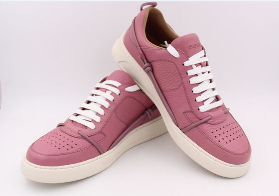 Wisteria haut bas en cuir pour femmes Sneaker orteil rond Tailles différentes