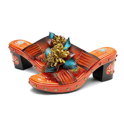 Mode faite à la main Les sandales Les chaussons 3D Les fleurs La plateforme Les chaussures