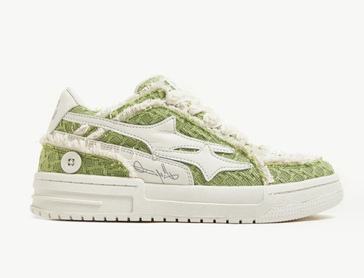 Sneakers en cuir sur mesure pour femmes