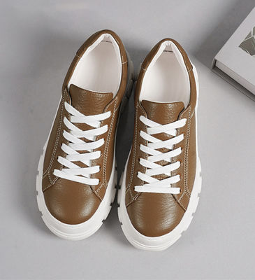 Lettres graphiques femmes lacets avant chaussures décontractées, chaussures de patinage personnalisées