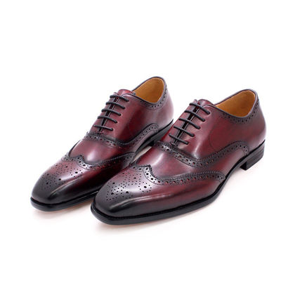 Mode, chaussures d' homme en cuir authentique, robe de mariée, chaussures d' homme