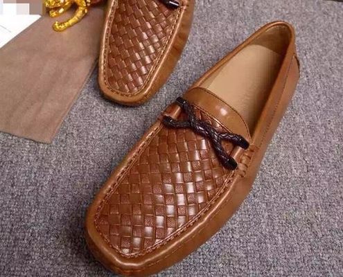 Des chaussures en cuir pour hommes, des chaussures de plaisance pour hommes, des chaussures de plaisance pour hommes, des chaussures de plaisance pour hommes.