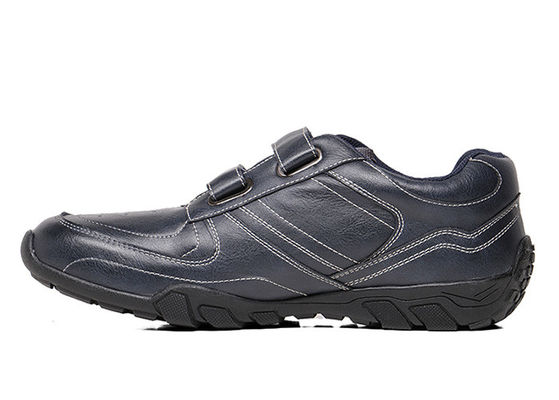 Des chaussures de sport durables pour hommes, des chaussures de marche en velcro pour hommes, des chaussures de dentelle.