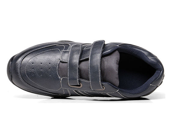 Des chaussures de sport durables pour hommes, des chaussures de marche en velcro pour hommes, des chaussures de dentelle.