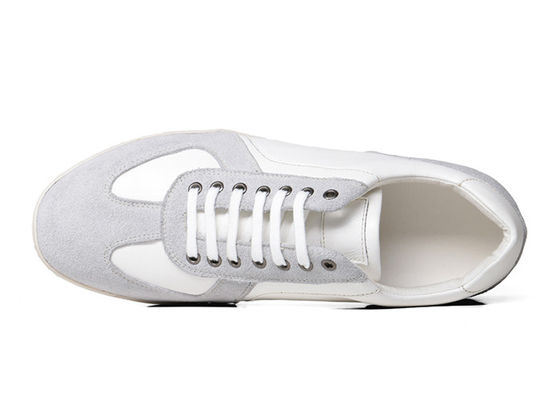 OEM Chaussures décontractées pour hommes en cuir suède Chaussures plates blanches pour hommes