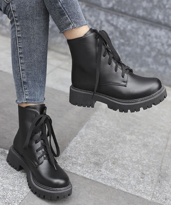 Soule en caoutchouc bottes en cuir pour femmes Noir Bottes de style militaire pour les normes