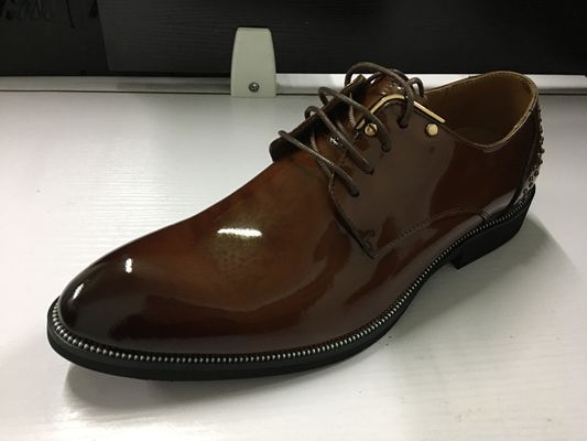 Chaussures d'affaires pour hommes décontractées, chaussures de brogue, chaussures de robe pour hommes faites à la main, Goodyear