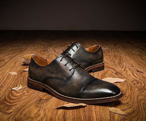 Vêtements de mariée pour hommes imperméables chaussures lacets jusqu'à talon plat rayé Slip sur chaussures