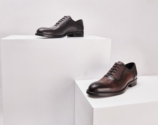 Chaussures en PU classique pour hommes en tenue de soirée, chaussures sur mesure de style Oxford, chaussures faites à la main pour les affaires