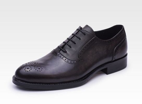 Chaussures en PU classique pour hommes en tenue de soirée, chaussures sur mesure de style Oxford, chaussures faites à la main pour les affaires