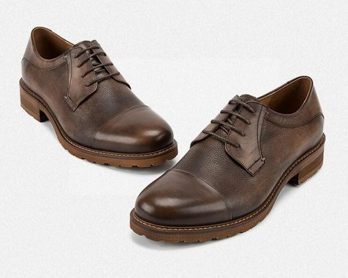 Des créateurs de chaussures de course, chaussures décontractées, chaussures pour hommes, chaussures pour hommes, chaussures de bateau.