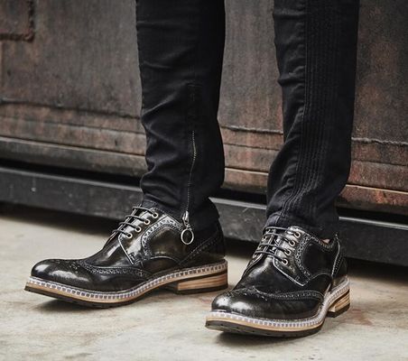 Mode Designers italiens Hommes Vêtements formels Chaussures en cuir authentique Chaussures de mariage de luxe