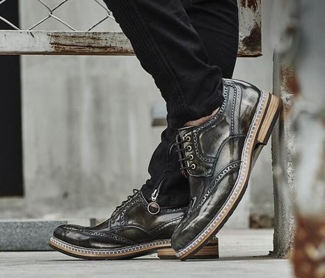 Mode Designers italiens Hommes Vêtements formels Chaussures en cuir authentique Chaussures de mariage de luxe