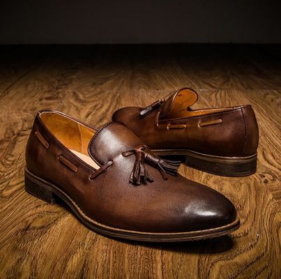 Lace Up Flat Heel Homme Slip On Sneakers haut haut / bas coupé souple en cuir
