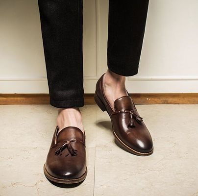 Lace Up Flat Heel Homme Slip On Sneakers haut haut / bas coupé souple en cuir