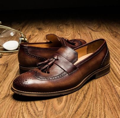 Printemps / automne Hommes en cuir tissé en marron, chaussures pour les fêtes