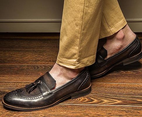 Printemps / automne Hommes en cuir tissé en marron, chaussures pour les fêtes