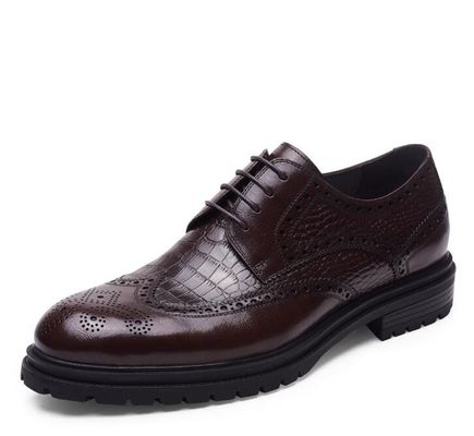 Chaussures de sport confortables en cuir pour hommes durables pour hommes en marron