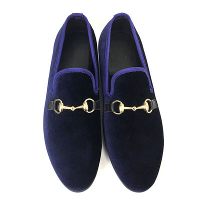 Chaussures à talons noirs de velours brodées à fond rouge chaussures plates pour hommes