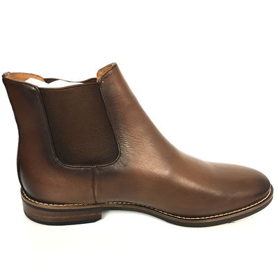 Des bottes de cow-boy pour hommes, des bottes d' hiver imperméables.