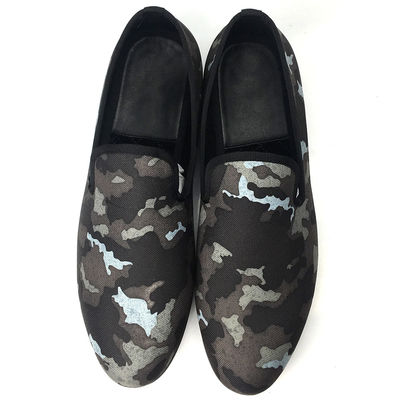 Chaussures à manches brodées en suède noir Chaussures de luxe en peau de mouton