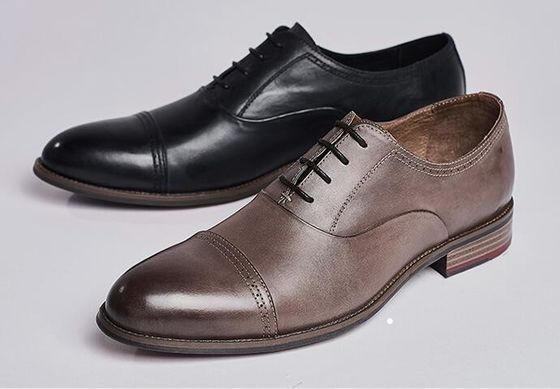 Des chaussures de 3 cm de hauteur, chaussures de soirée, chaussures pour hommes.