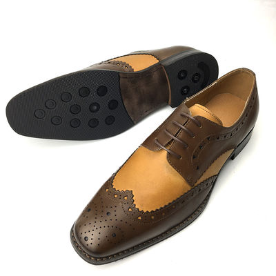 Longue histoire Conception classique chaussures de mariage en cuir pour hommes sur mesure