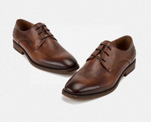Des hommes de bureau, des chaussures, des chaussures italiennes.