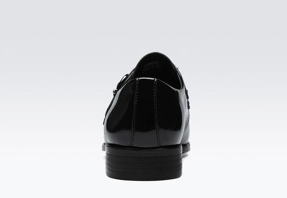 Des hommes de la mode, des chaussures de bureau, des chaussures d' oxford.